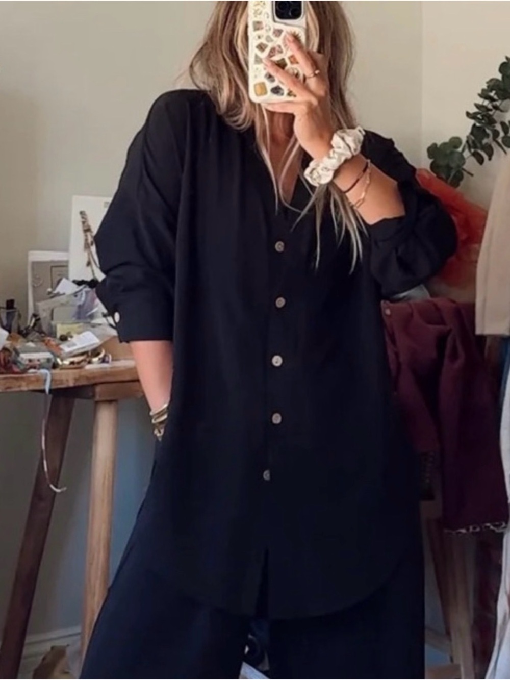 NWT HDWT Button Down - Picture 6 of 10